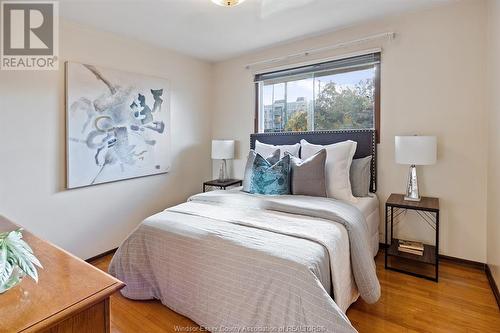 1075 Frank Avenue, Windsor, ON - Indoor Photo Showing Bedroom