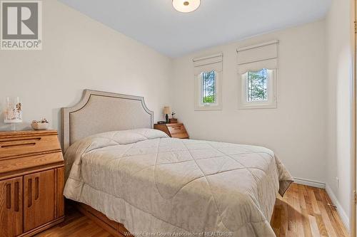 7380 Disputed Road, Lasalle, ON - Indoor Photo Showing Bedroom