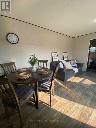 202 - 1501 Line 8 Road, Niagara-On-The-Lake, ON - Indoor Photo Showing Dining Room