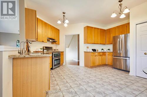 65 Waterbury Crescent, Scugog (Port Perry), ON - Indoor Photo Showing Kitchen