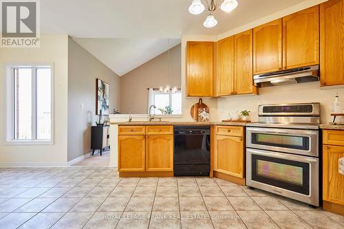 65 Waterbury Crescent, Scugog (Port Perry), ON - Indoor Photo Showing Kitchen