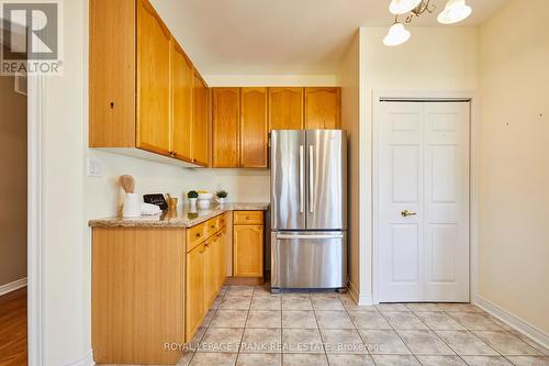 65 Waterbury Crescent, Scugog (Port Perry), ON - Indoor Photo Showing Kitchen