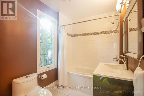 35 Ski Valley Crescent, London, ON - Indoor Photo Showing Bathroom