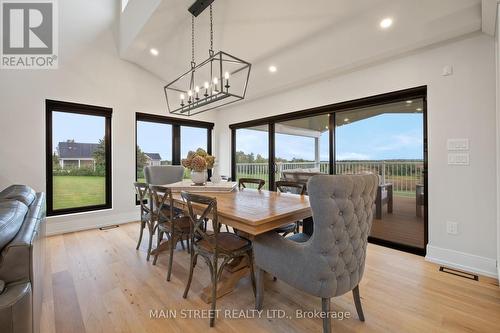 6346 Clemens Road, Clarington, ON - Indoor Photo Showing Dining Room