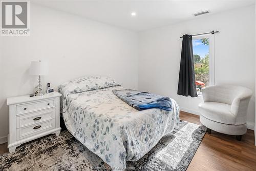 29338 Jane Road Unit# 2, Thamesville, ON - Indoor Photo Showing Bedroom