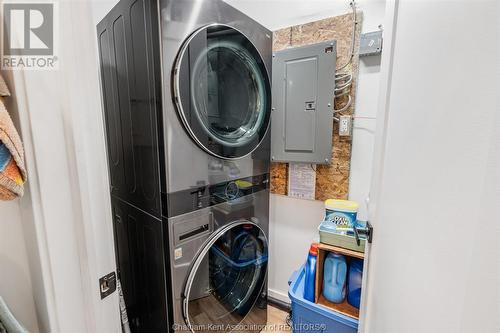 29338 Jane Road Unit# 2, Thamesville, ON - Indoor Photo Showing Laundry Room