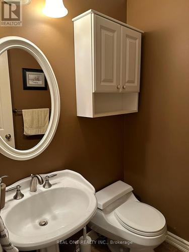 3944 Glamis Court, Mississauga, ON - Indoor Photo Showing Bathroom