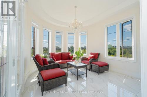 18 Autumn Olive Way, Brampton, ON - Indoor Photo Showing Living Room