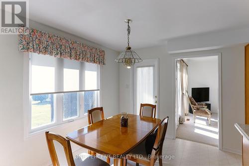 208 Josselyn Place, London, ON - Indoor Photo Showing Dining Room