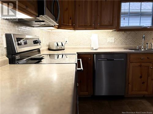 30 Lakeside Drive Left Branch Road, Bayside, NB - Indoor Photo Showing Kitchen