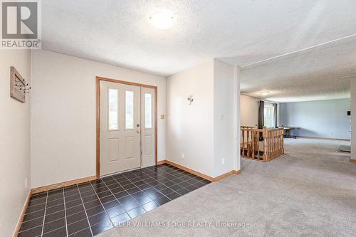 1291 Old Highway 8, Hamilton, ON - Indoor Photo Showing Other Room