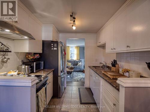 1 - 594 Durham Crescent, Woodstock, ON - Indoor Photo Showing Kitchen