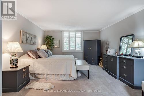 2 - 150 Wilson Street W, Hamilton, ON - Indoor Photo Showing Bedroom