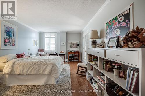 2 - 150 Wilson Street W, Hamilton, ON - Indoor Photo Showing Bedroom