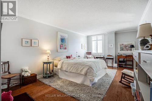 2 - 150 Wilson Street W, Hamilton, ON - Indoor Photo Showing Bedroom