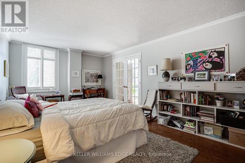 2 - 150 Wilson Street W, Hamilton, ON - Indoor Photo Showing Bedroom