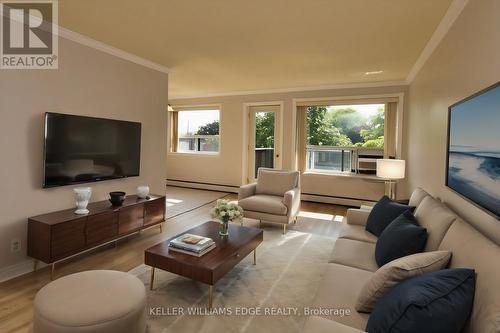 401 - 2411 New Street, Burlington, ON - Indoor Photo Showing Living Room