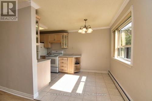 401 - 2411 New Street, Burlington, ON - Indoor Photo Showing Kitchen