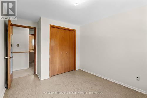 1352 Centre Road, Hamilton, ON - Indoor Photo Showing Other Room