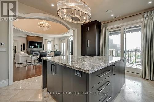 Ph1 - 445 Elizabeth Street, Burlington, ON - Indoor Photo Showing Kitchen