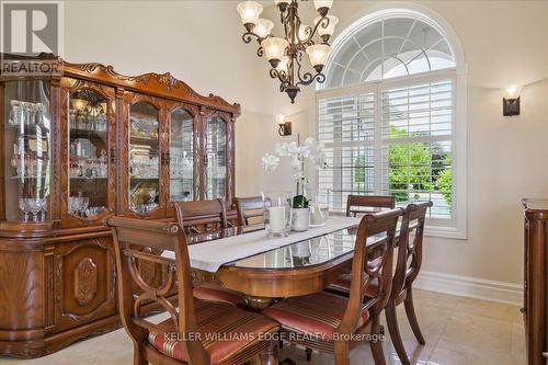 9893 Dickenson Road W, Hamilton, ON - Indoor Photo Showing Dining Room