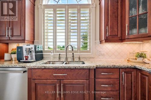 9893 Dickenson Road W, Hamilton, ON - Indoor Photo Showing Kitchen With Double Sink With Upgraded Kitchen