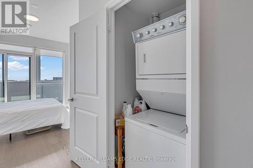 1106 - 55 Speers Road, Oakville, ON - Indoor Photo Showing Laundry Room