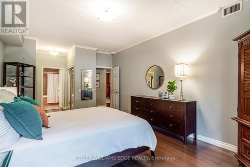 106 - 2085 Amherst Heights Drive, Burlington, ON - Indoor Photo Showing Bedroom