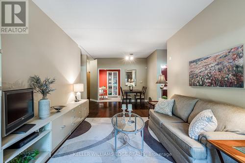 106 - 2085 Amherst Heights Drive, Burlington, ON - Indoor Photo Showing Living Room