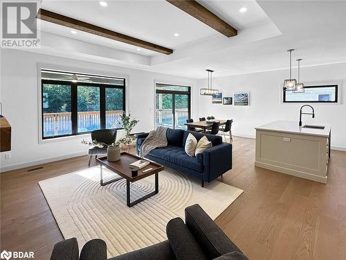 37 Deerview Drive, Quinte West, ON - Indoor Photo Showing Living Room