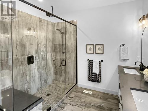 37 Deerview Drive, Quinte West, ON - Indoor Photo Showing Bathroom