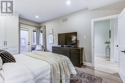 6 Croft Street, Toronto, ON - Indoor Photo Showing Bedroom