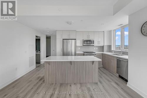 707 - 2007 James Street, Burlington, ON - Indoor Photo Showing Kitchen With Stainless Steel Kitchen With Upgraded Kitchen