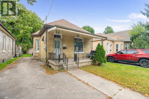 Yellow brick home - 437 Quebec Street, London, ON - Outdoor