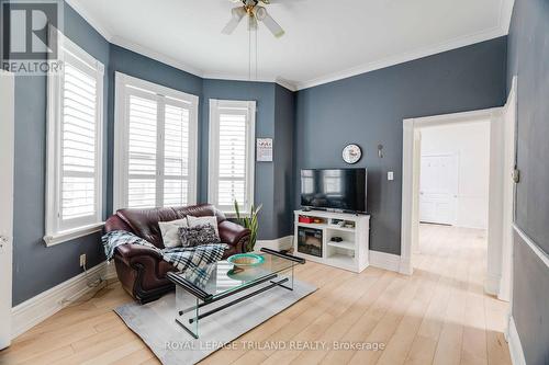 437 Quebec Street, London, ON - Indoor Photo Showing Living Room