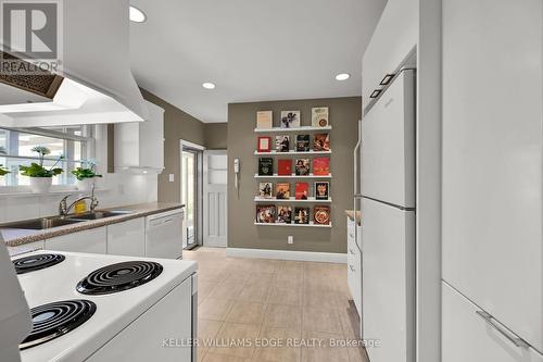 349 Shoreview Road, Burlington, ON - Indoor Photo Showing Kitchen With Double Sink