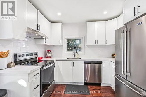 41 Leslie Drive, Collingwood, ON - Indoor Photo Showing Kitchen With Stainless Steel Kitchen With Upgraded Kitchen