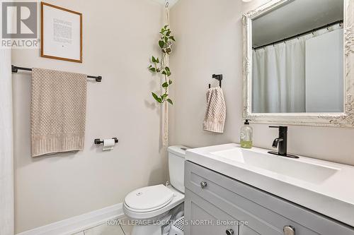 41 Leslie Drive, Collingwood, ON - Indoor Photo Showing Bathroom