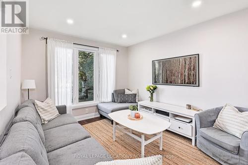 41 Leslie Drive, Collingwood, ON - Indoor Photo Showing Living Room