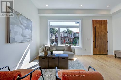 128 Floyd Avenue, Toronto, ON - Indoor