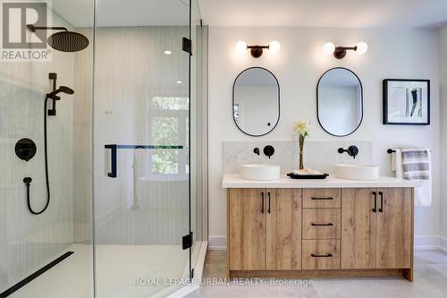 128 Floyd Avenue, Toronto, ON - Indoor Photo Showing Bathroom