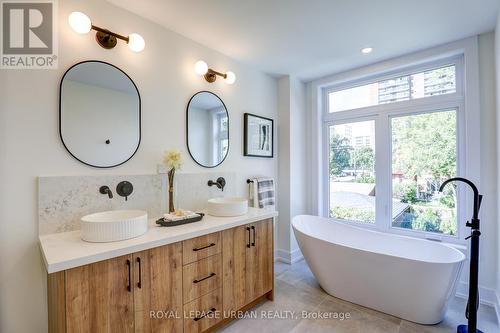 128 Floyd Avenue, Toronto, ON - Indoor Photo Showing Bathroom