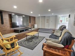 Family room - 