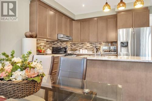 1024 Upper Thames Drive Drive, Woodstock, ON - Indoor Photo Showing Kitchen With Upgraded Kitchen