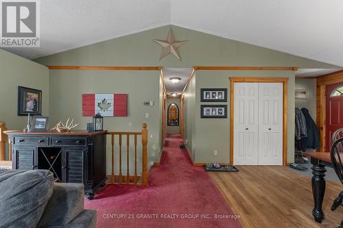 81 Lakeview Road, Bancroft, ON - Indoor Photo Showing Other Room