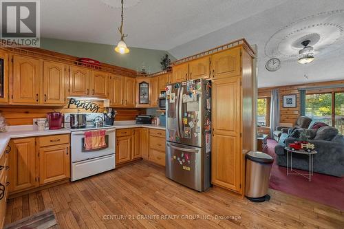 81 Lakeview Road, Bancroft, ON - Indoor Photo Showing Kitchen