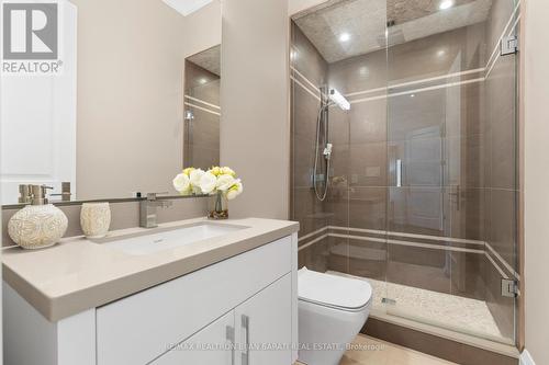 238 St Leonards Avenue, Toronto, ON - Indoor Photo Showing Bathroom