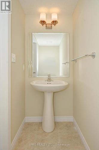 29 Arlington Parkway, Brant, ON - Indoor Photo Showing Bathroom