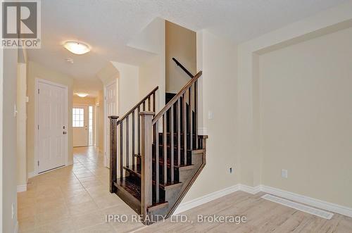 29 Arlington Parkway, Brant, ON - Indoor Photo Showing Other Room