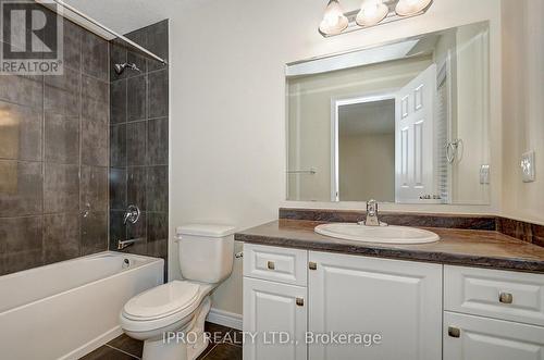 29 Arlington Parkway, Brant, ON - Indoor Photo Showing Bathroom